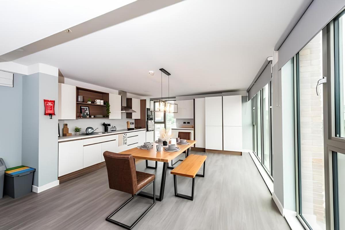 Nelson Place In Belfast Apartment